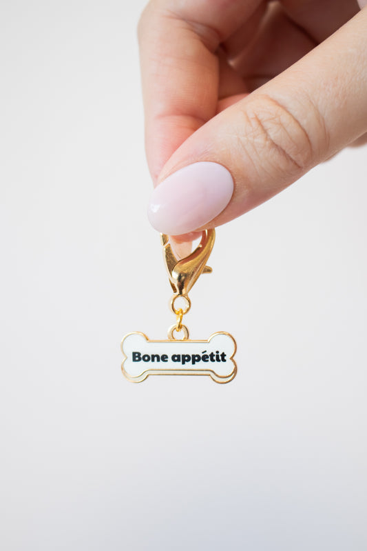 Très Tasty Bone Collar Charm